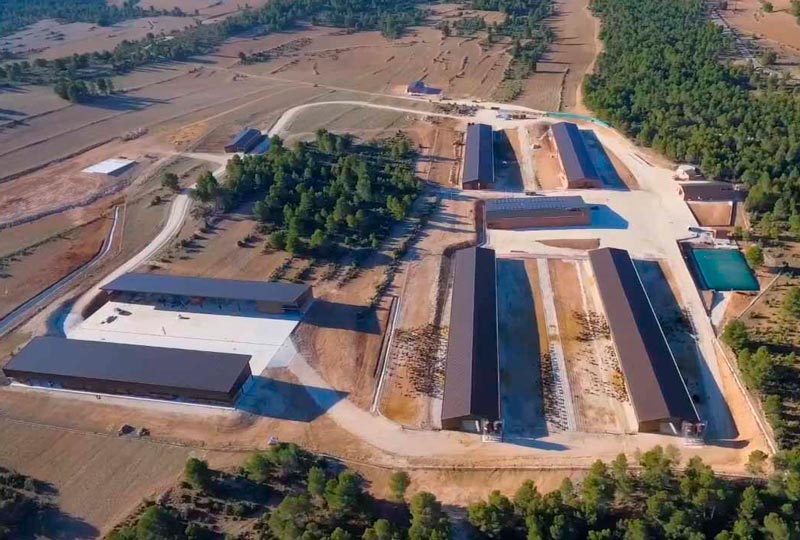 Inauguración oficial de la nueva explotación caprina de “El Cantero de Letur”