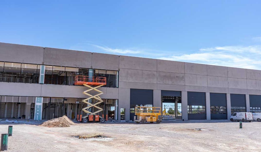 Urbialba avanza en la construcción del nuevo concesionario y taller de camiones Mercedes-Benz Trucks en Albacete